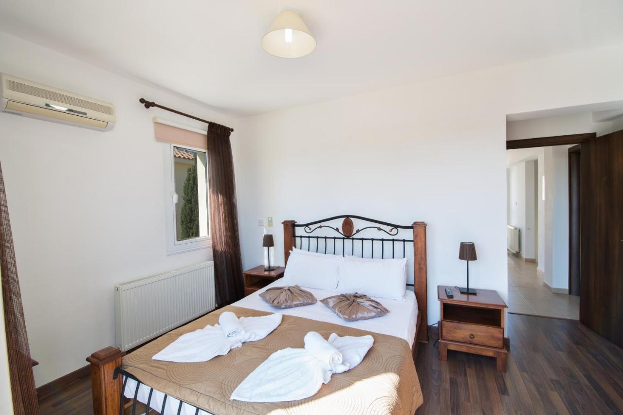 Nancy Villas Protaras Exteriör bild